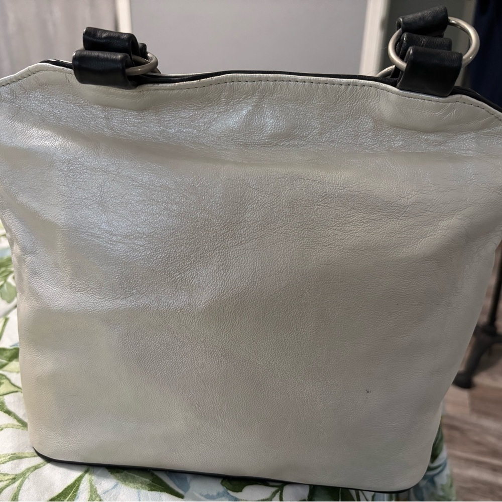 Genuine Cow Leather Tote Bag from Mexico – White & Black - Picture 2 of 6